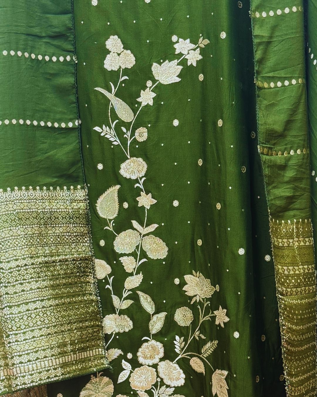 ira party 045 front3 ira party 045 front3