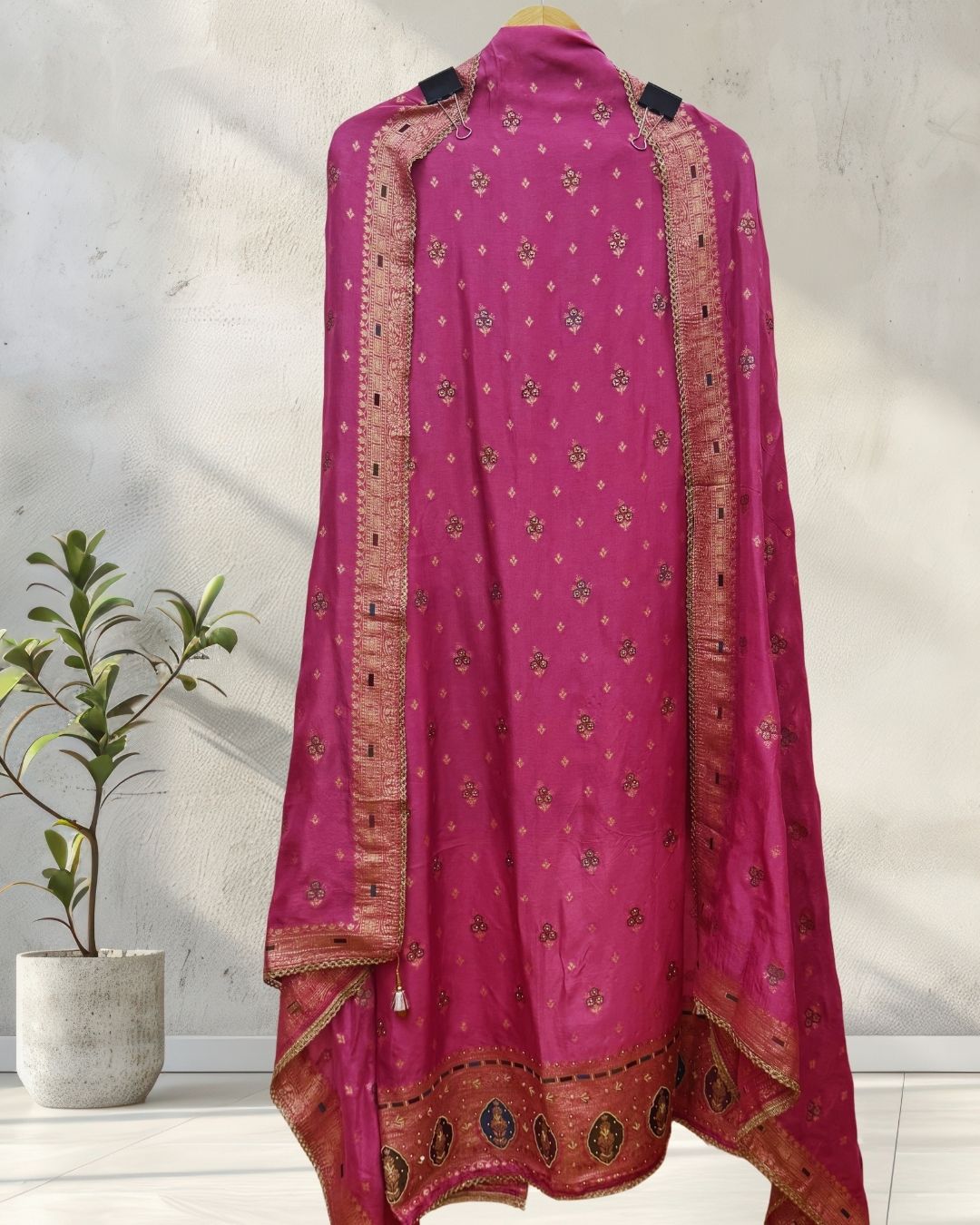 ira party 051 front2 ira party 051 front2