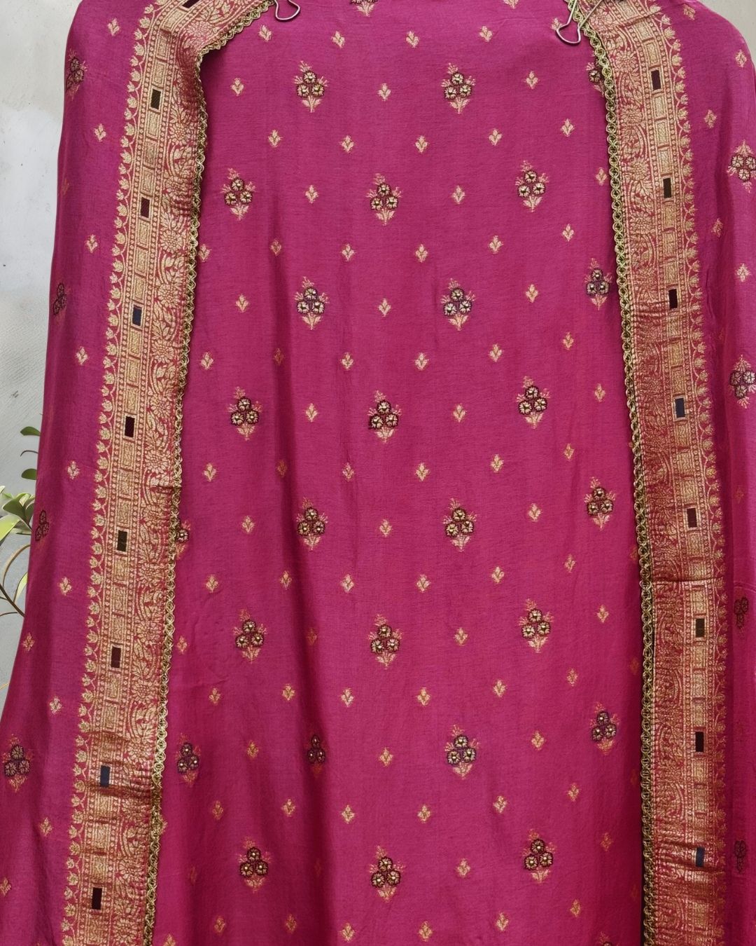 ira party 051 front4 ira party 051 front4