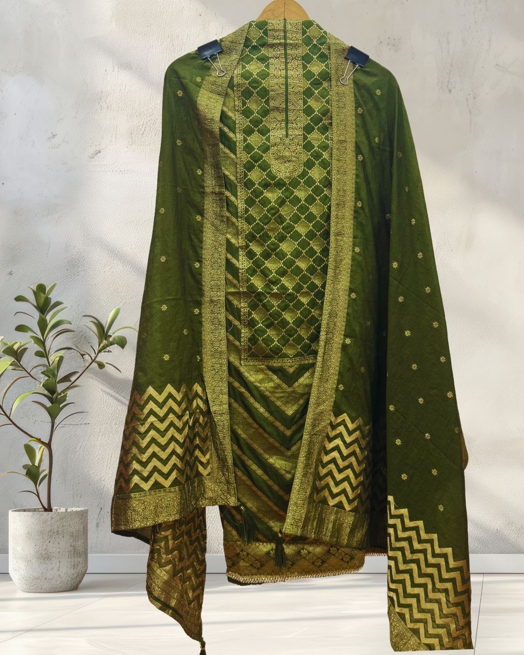 ira party 055 front2 ira party 055 front2