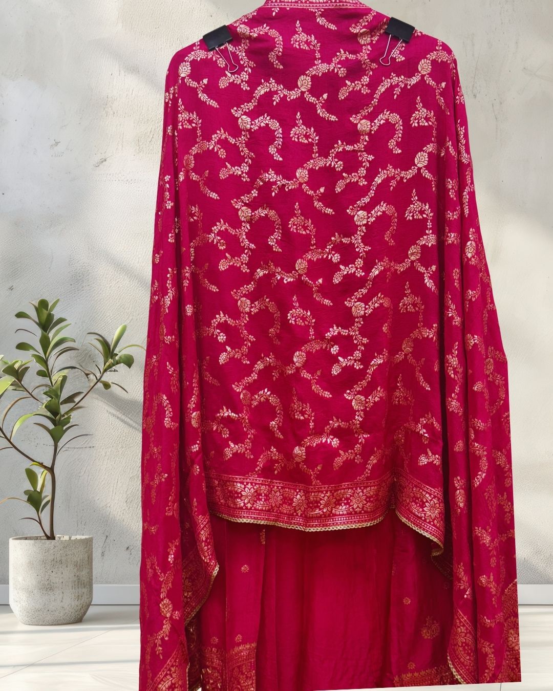 ira party 058 front3 ira party 058 front3