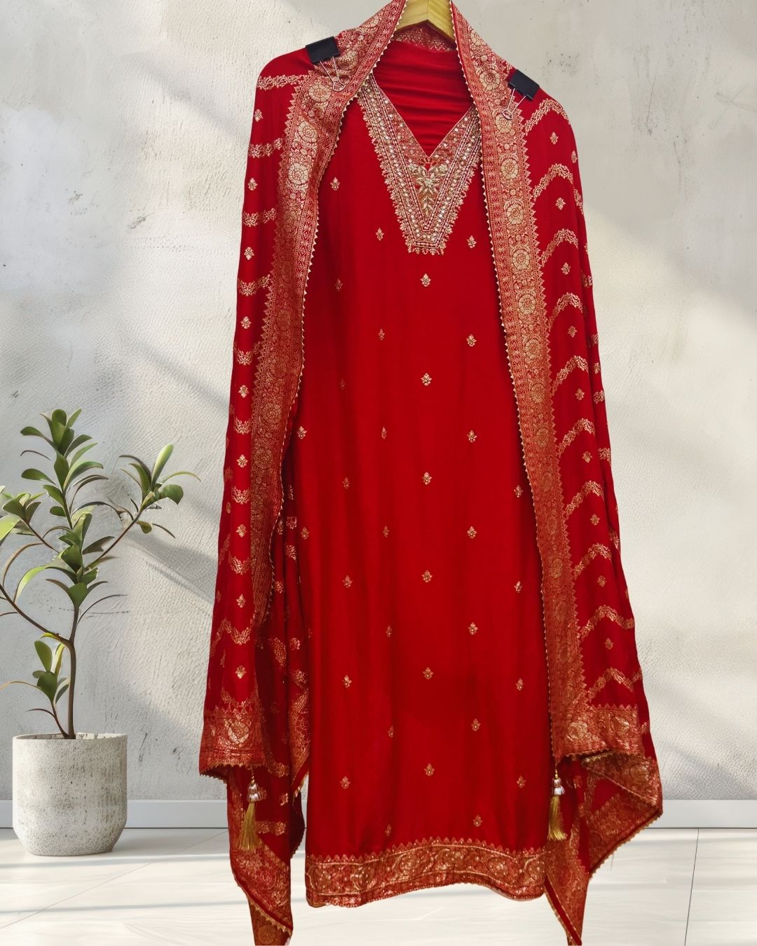 ira party 064 front2 ira party 064 front2